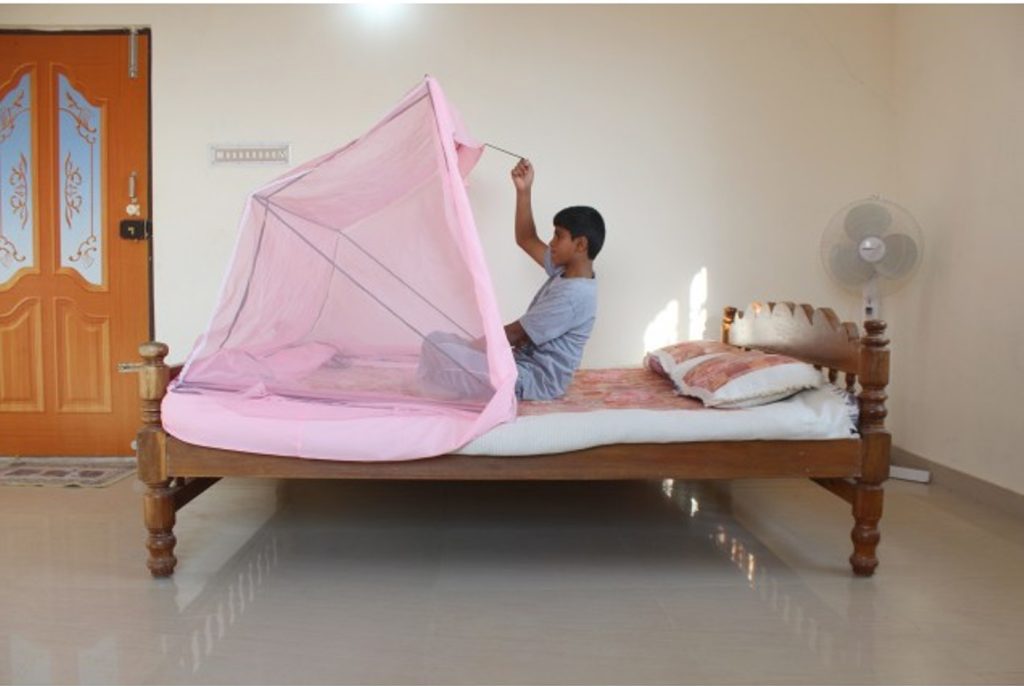 bed net pink